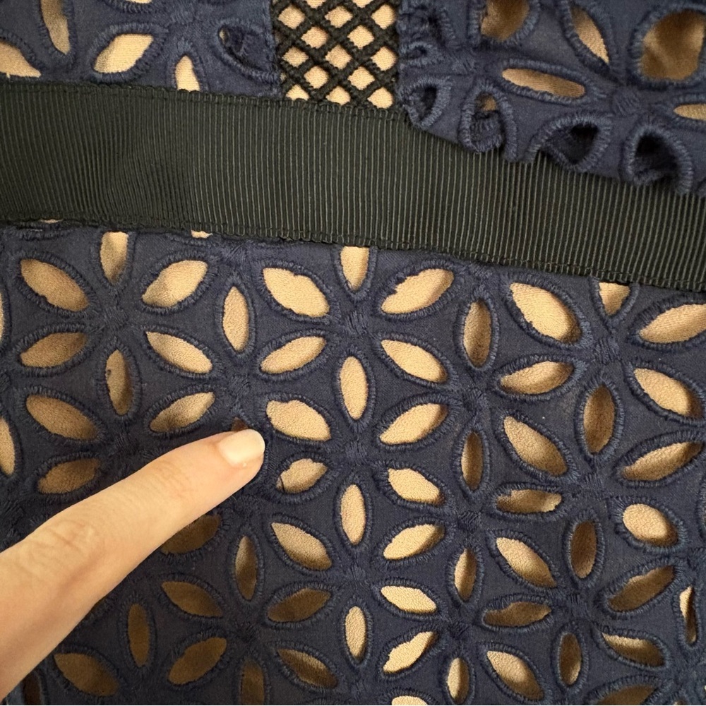 Self-Portrait || Broderie Floral Petal Mini Dress Eyelet Lace Ruffle Navy Blue 8 - Picture 5 of 13